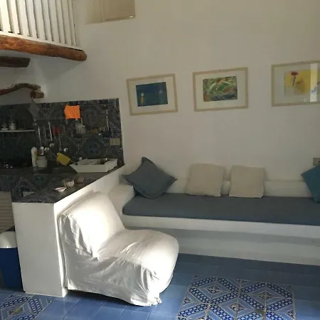 In - Nespolo Apartment